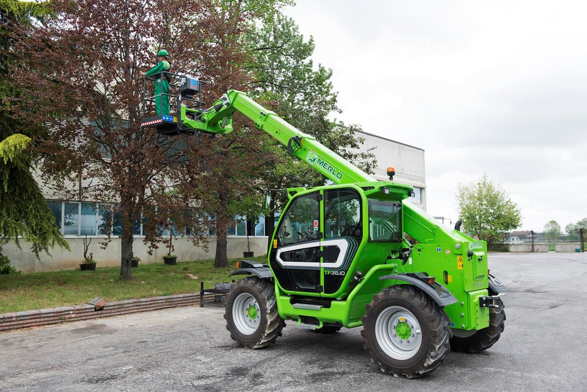 Merlo TF38.10 (116 ~ 145 pk)