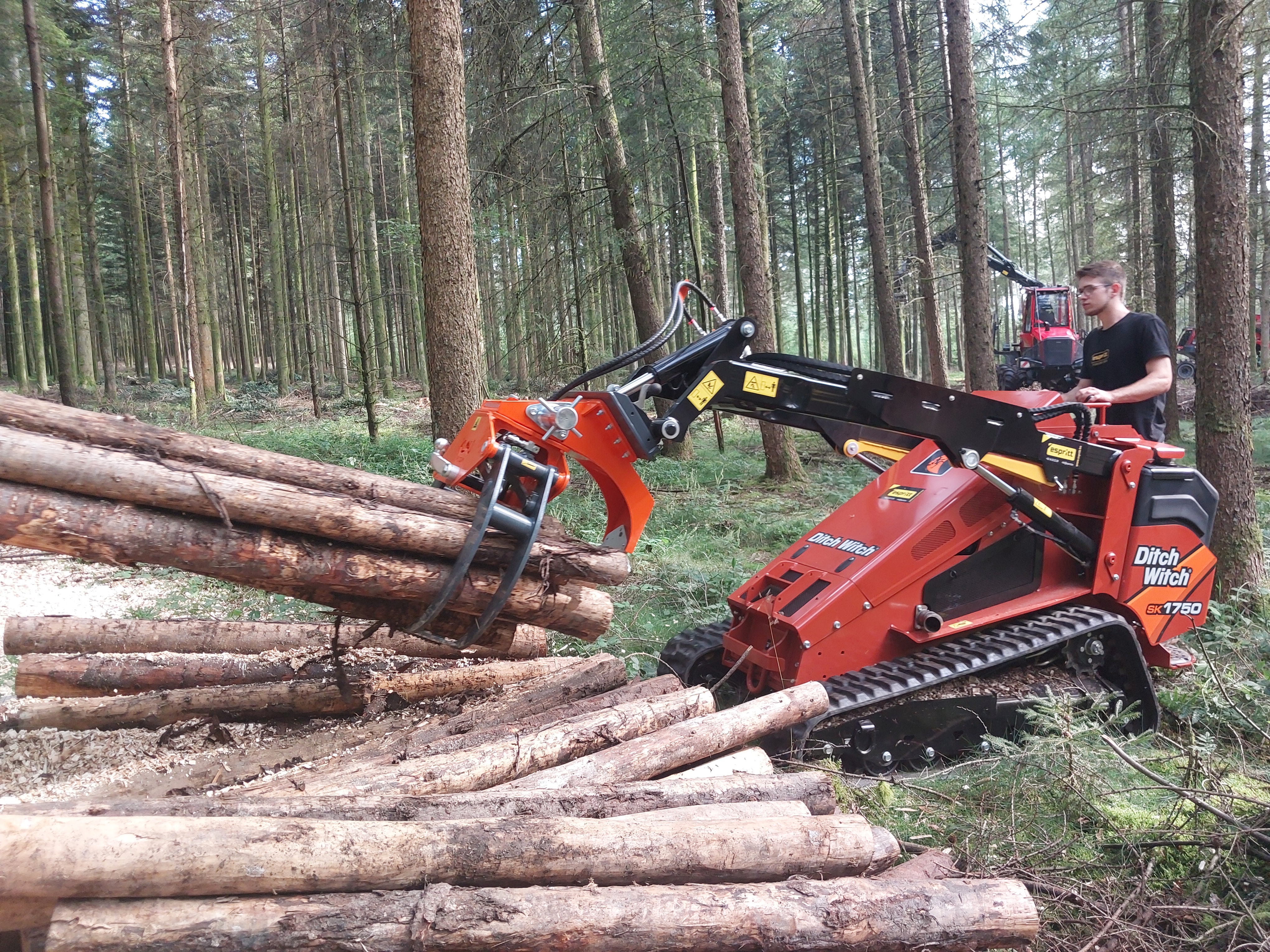 DITCH WITCH SK 1750