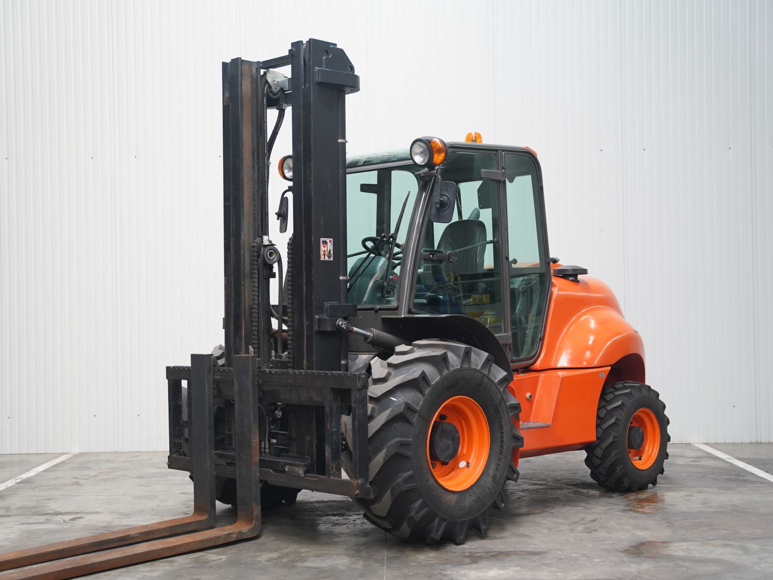 AUSA C500 HX4