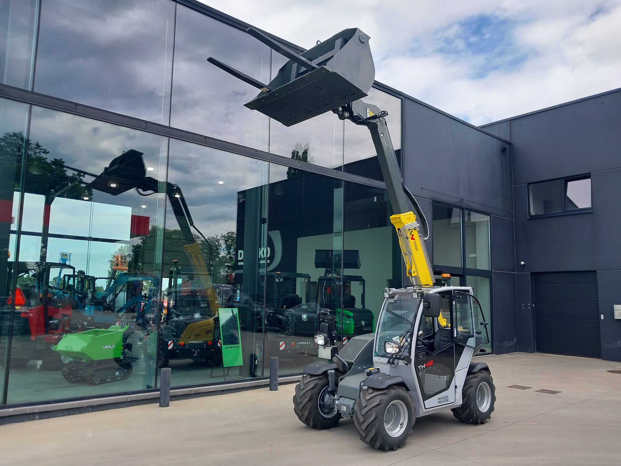 WACKER NEUSON TH412