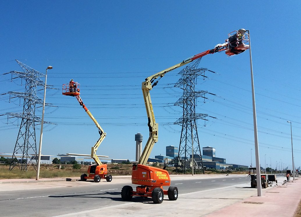 JLG 520AJ