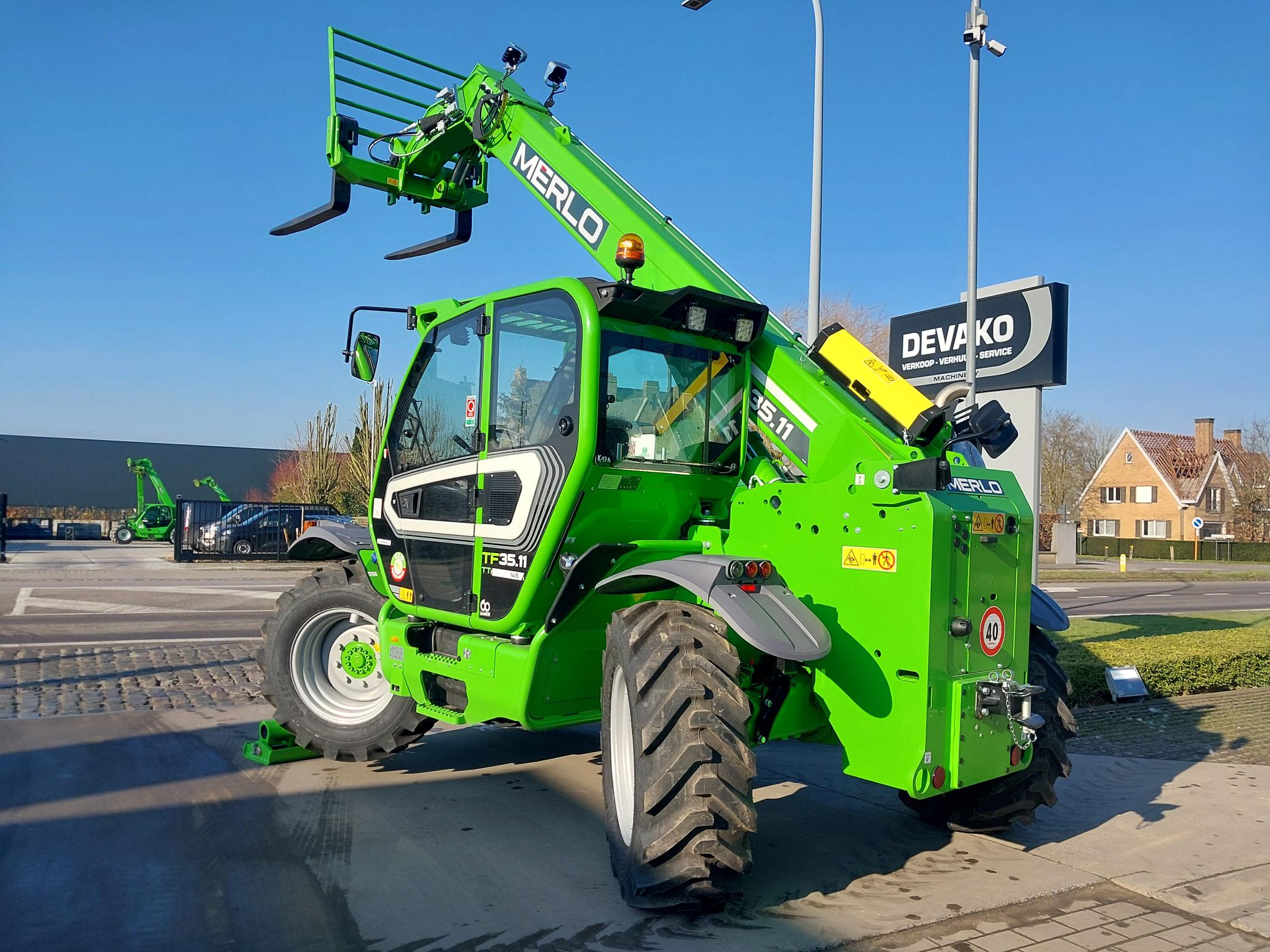 MERLO TF35.11TT (143 PK)