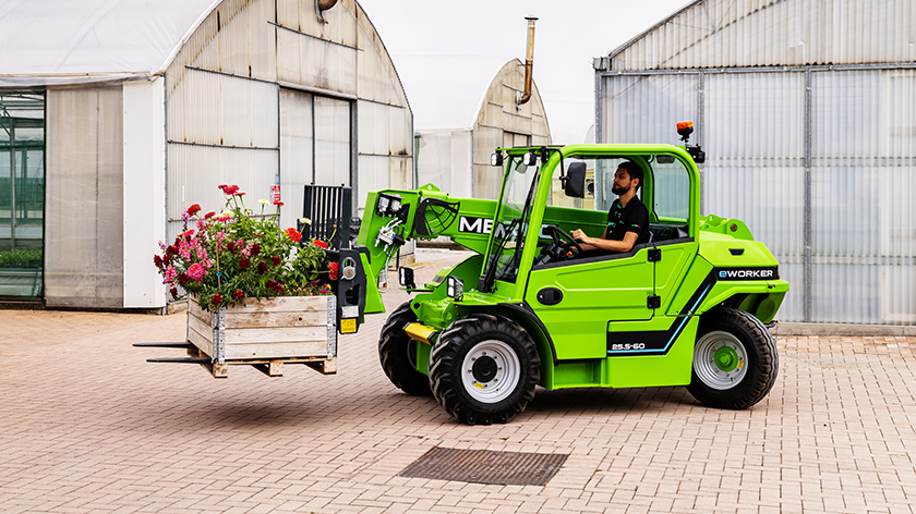 Merlo E-worker 25.5-60 (2WD)